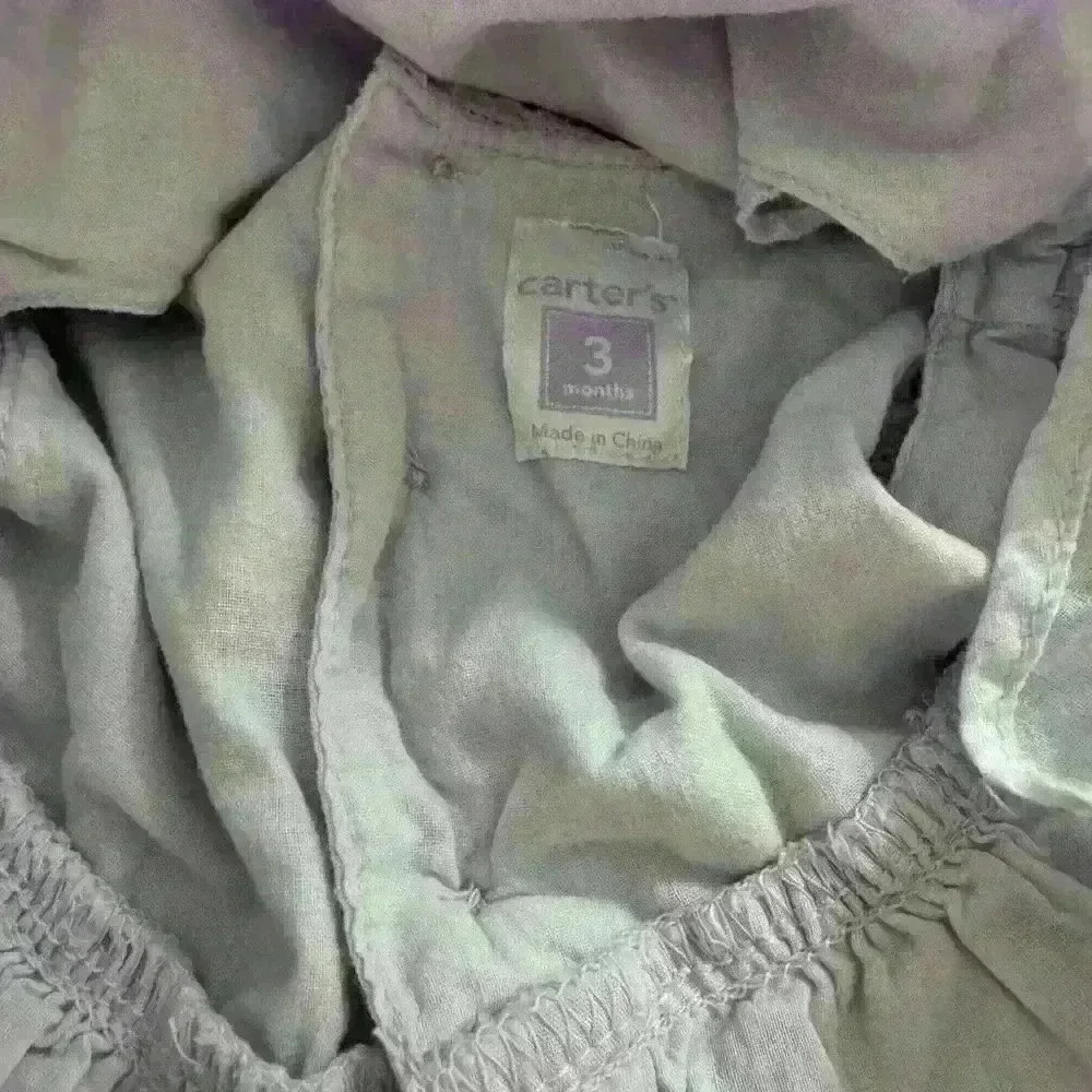 Adorable dress with matching bloomers - Carter’s 3m EUC